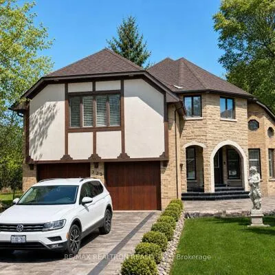 322,&nbsp;Morrish, Highland Creek, Toronto