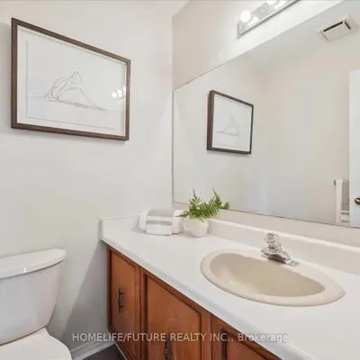 38,&nbsp;Parade, Highland Creek, Toronto