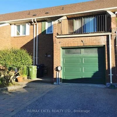 75,&nbsp;Ecclesfield, Steeles, Toronto