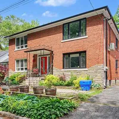 10,&nbsp;Fir, The Beaches, Toronto