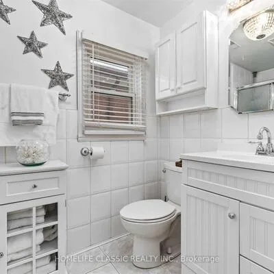 54,&nbsp;South Woodrow, Birchcliffe-Cliffside, Toronto