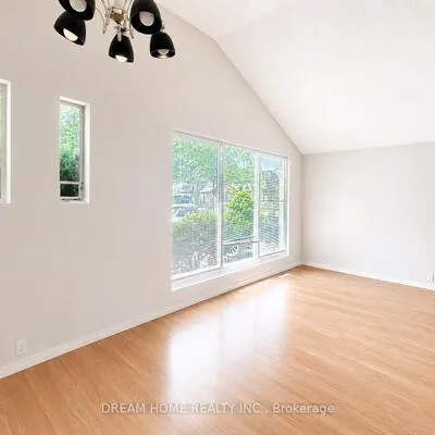 26,&nbsp;Arlene, Bendale, Toronto