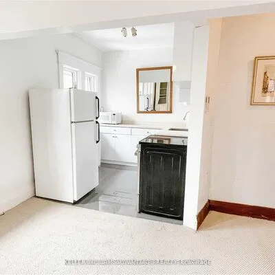 98,&nbsp;Woodycrest, Danforth Village-East York, Toronto