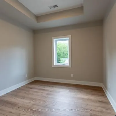 352,&nbsp;Jones, Blake-Jones, Toronto