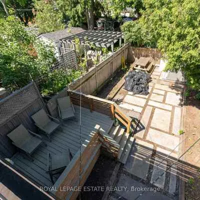 326,&nbsp;Monarch Park, Danforth Village-East York, Toronto