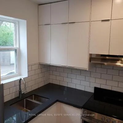 673,&nbsp;Woodbine, East End-Danforth, Toronto
