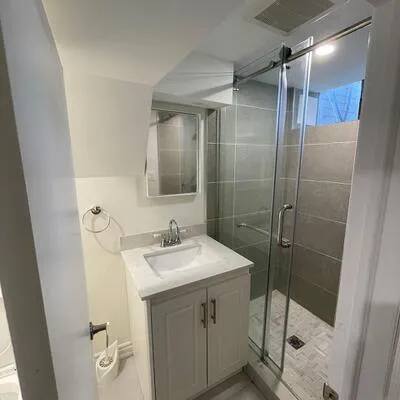 2,&nbsp;Norwalk, Woburn, Toronto