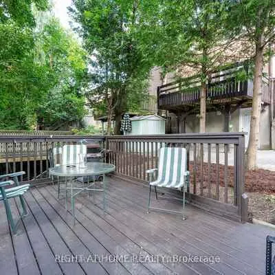126,&nbsp;Celeste, West Hill, Toronto