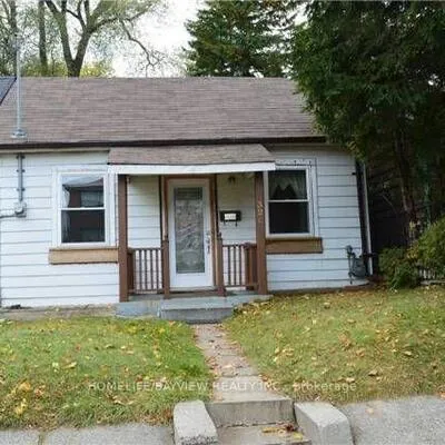 326,&nbsp;Rhodes, Greenwood-Coxwell, Toronto