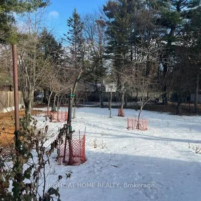 61,&nbsp;Gladys, Highland Creek, Toronto