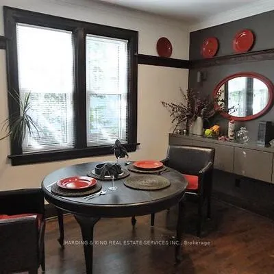 20,&nbsp;Wolcott, Oakridge, Toronto