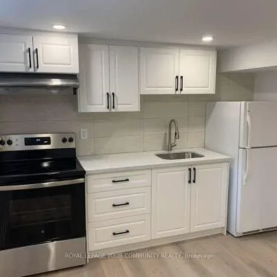 36,&nbsp;Melchior, West Hill, Toronto