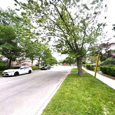 38,&nbsp;Celeste, West Hill, Toronto