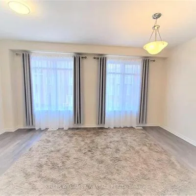 45,&nbsp;Fusilier, Clairlea-Birchmount, Toronto