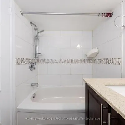 792,&nbsp;Pape, Playter Estates-Danforth, Toronto