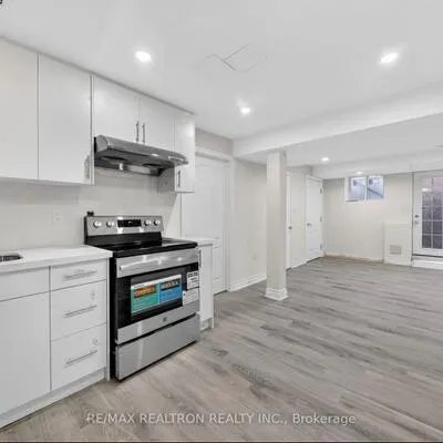 20,&nbsp;Ivy Green, Morningside, Toronto