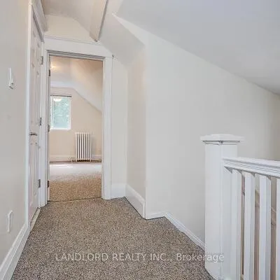 92,&nbsp;Neville Park, The Beaches, Toronto