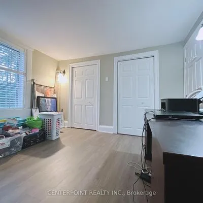 555,&nbsp;Military, Morningside, Toronto