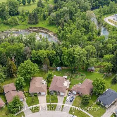 79,&nbsp;Weir, West Hill, Toronto