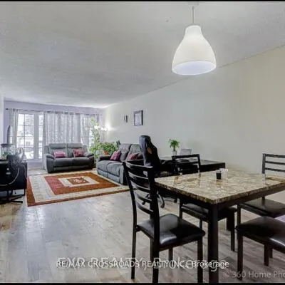 51,&nbsp;SANTAMONICA, Clairlea-Birchmount, Toronto