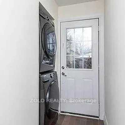 10,&nbsp;Blackwell, Malvern, Toronto