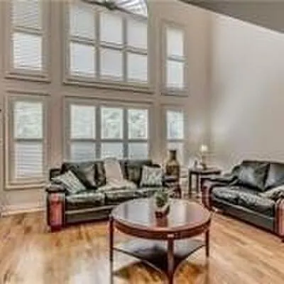6,&nbsp;Mirrow, Highland Creek, Toronto
