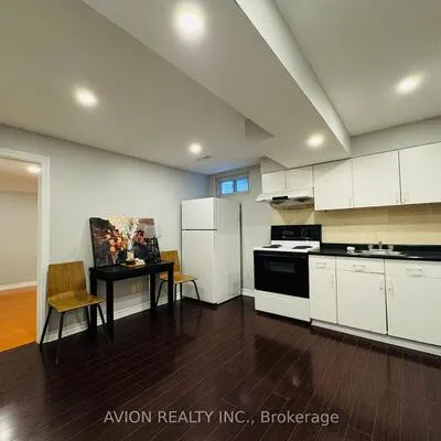 15,&nbsp;Saintsbury, Milliken, Toronto