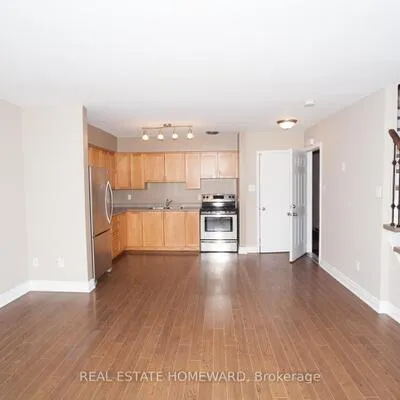 920,&nbsp;Pape, Broadview North, Toronto