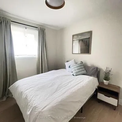 37,&nbsp;Brantwood, Woburn, Toronto