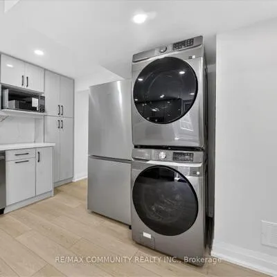 3,&nbsp;Brigadier, Centennial Scarborough, Toronto