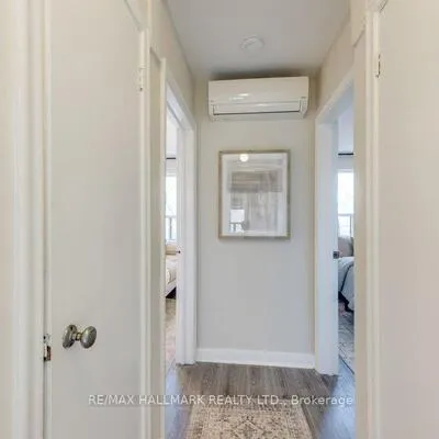 225,&nbsp;Woodville, East York, Toronto