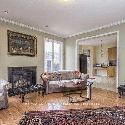 88,&nbsp;Wharnsby, Rouge E11, Toronto