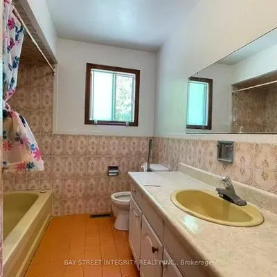 34,&nbsp;Iangrove, L'Amoreaux, Toronto