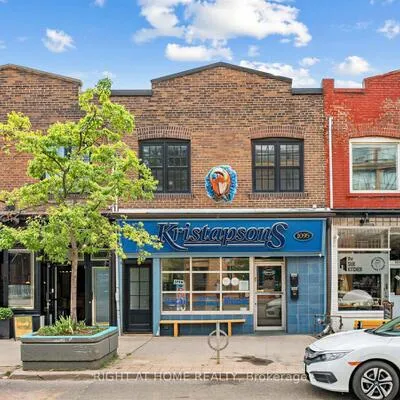 1095,&nbsp;Queen, South Riverdale, Toronto