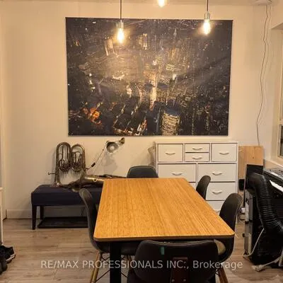 41,&nbsp;Albemarle, North Riverdale, Toronto