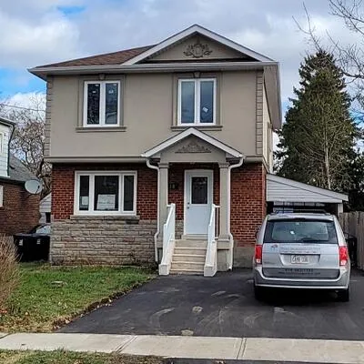 19,&nbsp;Balaclava, Dorset Park, Toronto