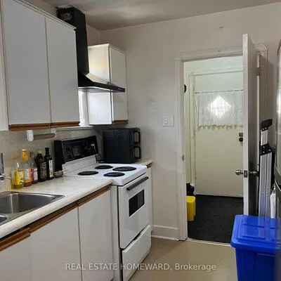 124,&nbsp;Glencrest, O'Connor-Parkview, Toronto