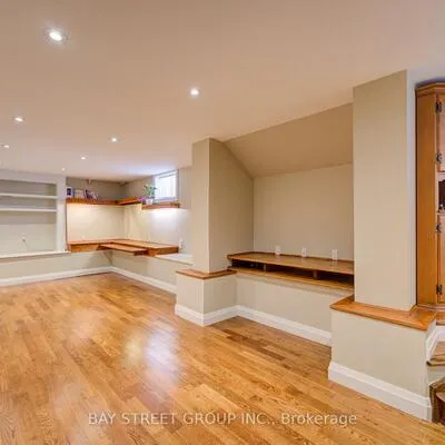 95,&nbsp;Hopedale, Broadview North, Toronto