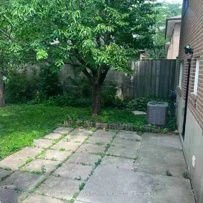 110,&nbsp;Marcella, Woburn, Toronto