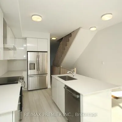 128,&nbsp;Brockley, Bendale, Toronto