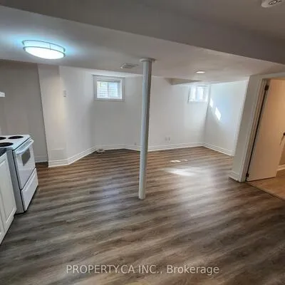159,&nbsp;Sandyhook, Steeles, Toronto