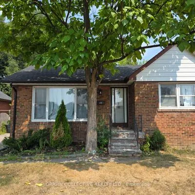 32,&nbsp;Marchington, Wexford-Maryvale, Toronto