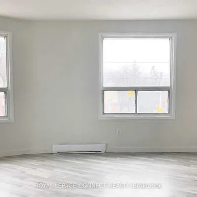 1736,&nbsp;Kingston, Birchcliffe-Cliffside, Toronto