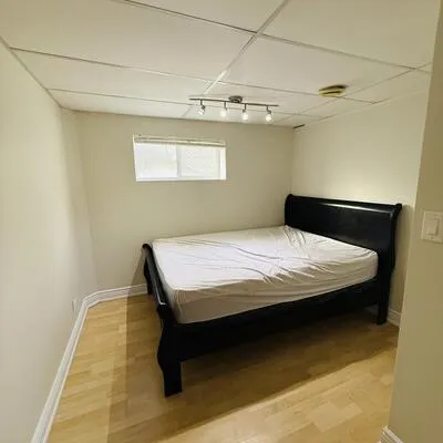 15,&nbsp;Berkham, Woburn, Toronto