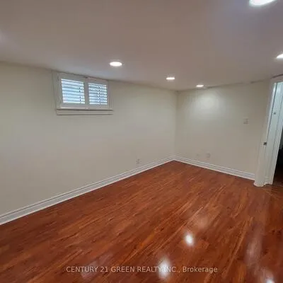 37,&nbsp;Ravenview, West Hill, Toronto