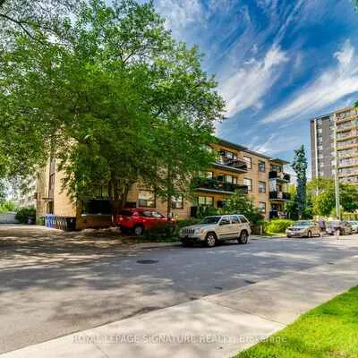 15,&nbsp;Gamble, East York, Toronto