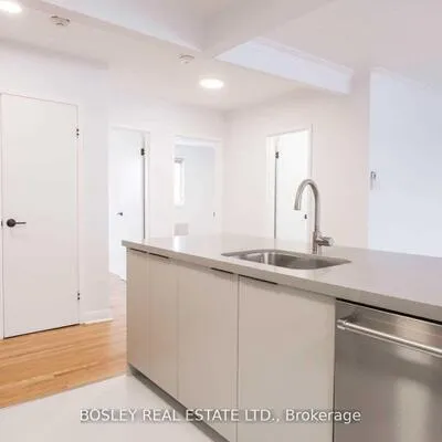 555,&nbsp;Birchmount, Clairlea-Birchmount, Toronto
