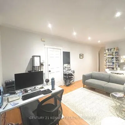 76,&nbsp;Browning, Playter Estates-Danforth, Toronto