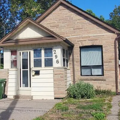 296,&nbsp;Lumsden, Woodbine-Lumsden, Toronto