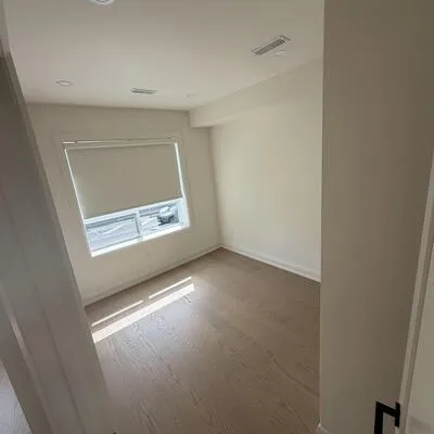 2034,&nbsp;Danforth, Danforth, Toronto